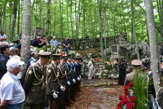 На Јадовну 26 јуна 2010. - Прво обиљежавање Дана сјећања на Јадовно 1941.